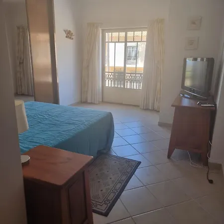 T2 Dos Bicos البوفيرا