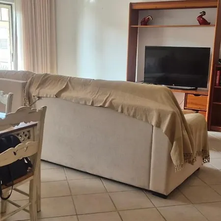 Apartamento T2 Dos Bicos *