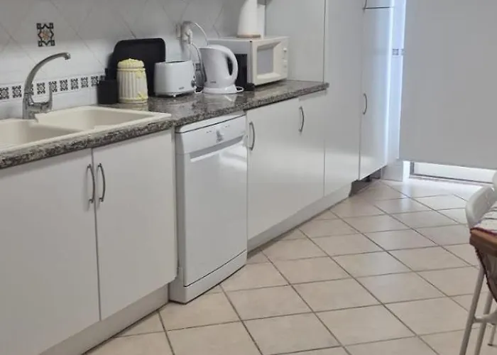 T2 Dos Bicos Apartment