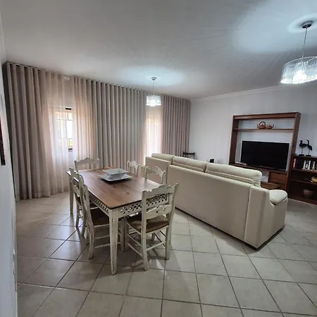 T2 Dos Bicos Appartement *