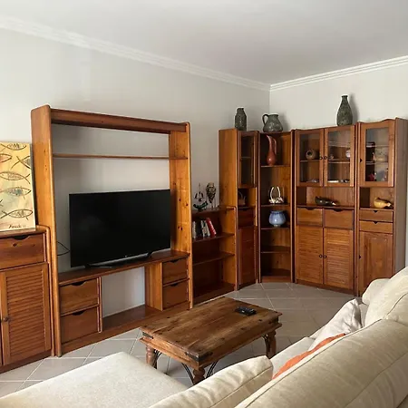 Apartment T2 Dos Bicos *